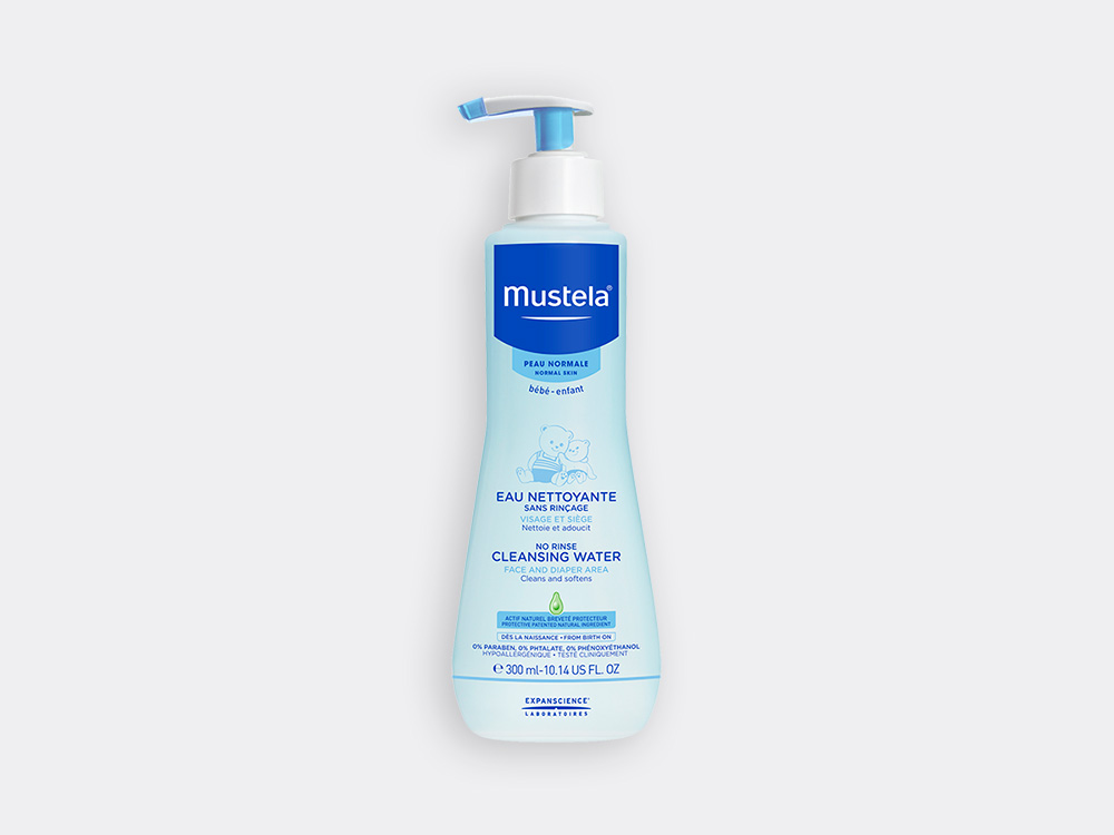 No-rinse baby Cleansing water with 